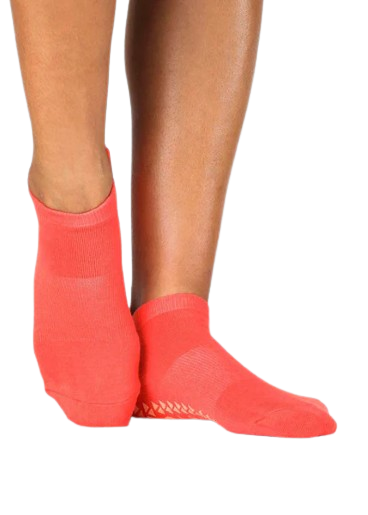 Pointe Studio Union Grip Socks - Hot Coral – Motion Lifestyle