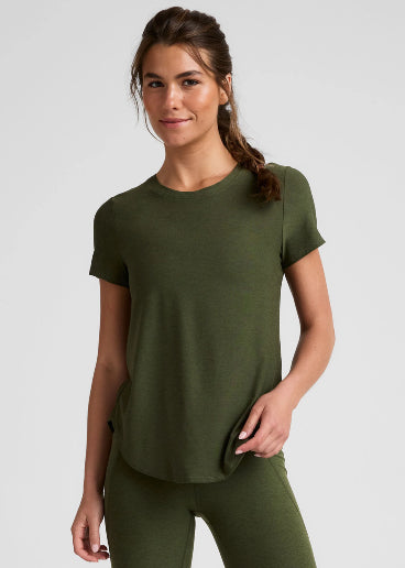 Beyond Yoga Featherweight On The Down low Tee - Army Green Heather