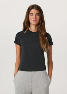  Vuori S/S Feather Classic Tee - Washed Black