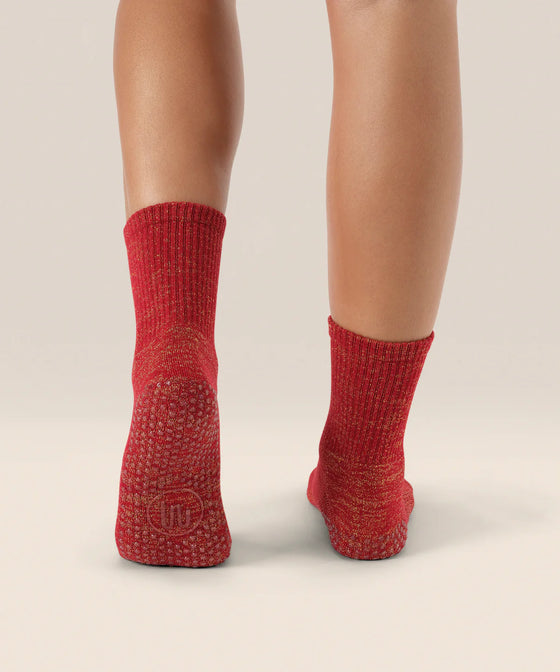 MoveActive Classic Crew Low Rise Grip Socks - Tinsel Ruby