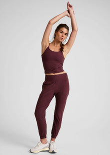  Beyond Yoga Spacedye Midi Jogger - Midnight Burgundy Heather