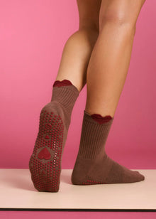  MoveActive Classic Crew Grip Socks - Heartfelt
