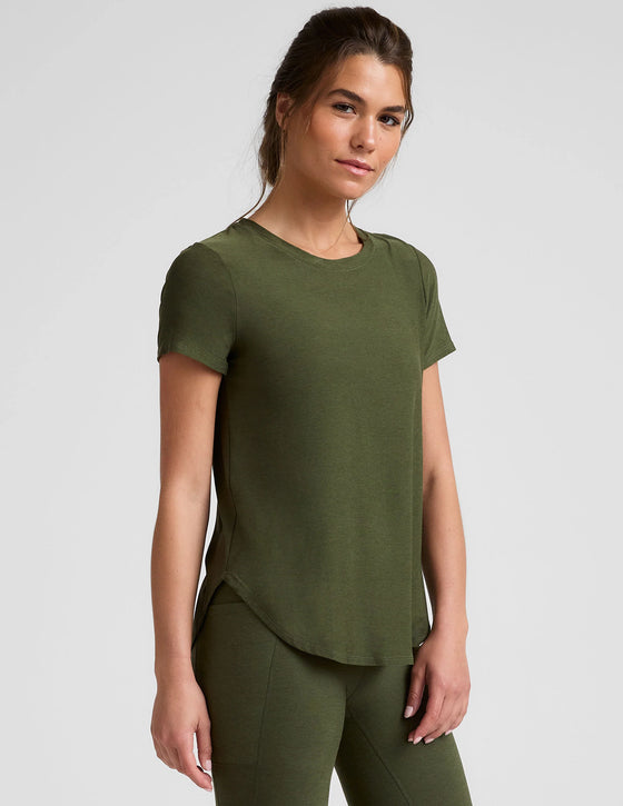 Beyond Yoga Featherweight On The Down low Tee - Army Green Heather