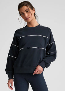  Beyond Yoga Luxefleece Piper Oversized Sweatshirt - Nocturnal Navy