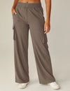 Beyond Yoga City Chic Cargo Pant - Dune