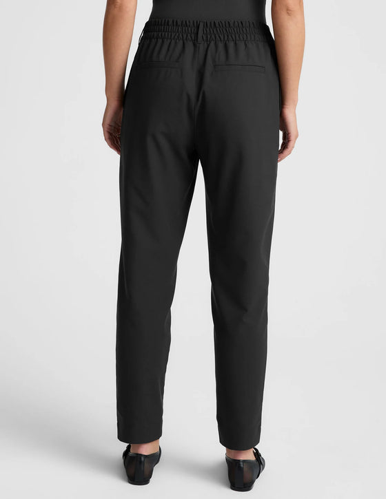 Beyond Yoga Status Tapered Pant - Black