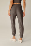 Beyond Yoga Spacedye Midi Jogger - Soft Umber Heather