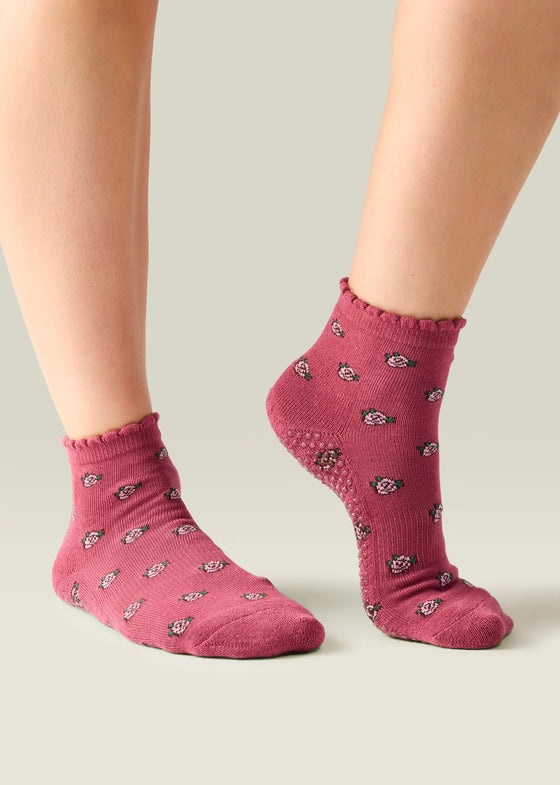 MoveActive Quarter Crew Grip Sock - Wild Rose Quarter Red