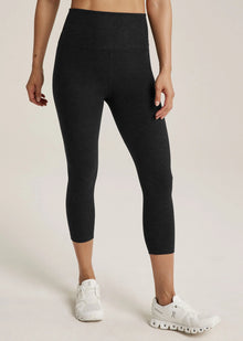 Beyond Yoga High Waist Capri Darkest Night