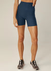 Beyond Yoga Spacedye Keep Pace 5" Pocket Short - Nocturnal Navy
