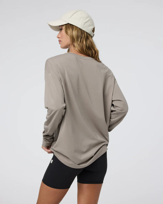 Vuori Long-Sleeve Feather Tee - Cobblestone