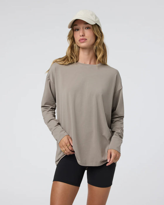 Vuori Long-Sleeve Feather Tee - Cobblestone