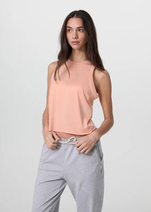  Vuori Energy Top - Bright Peach Heather