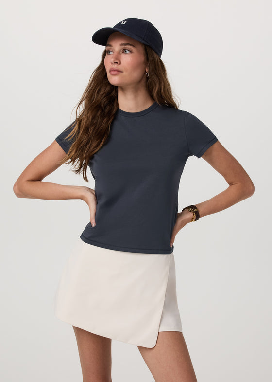Vuori Feather Tee - Navy