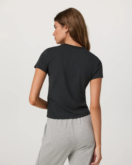 Vuori S/S Feather Classic Tee - Washed Black