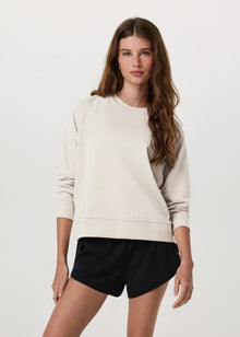  Vuori Long Sleeve Halo Crew - Ecru Heather
