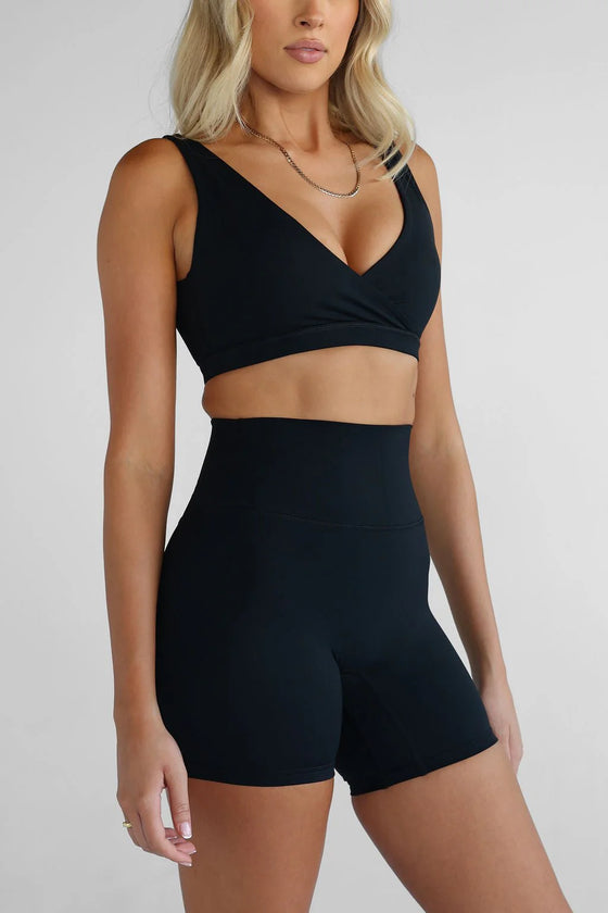 Leelo Sculpt Crop - Black