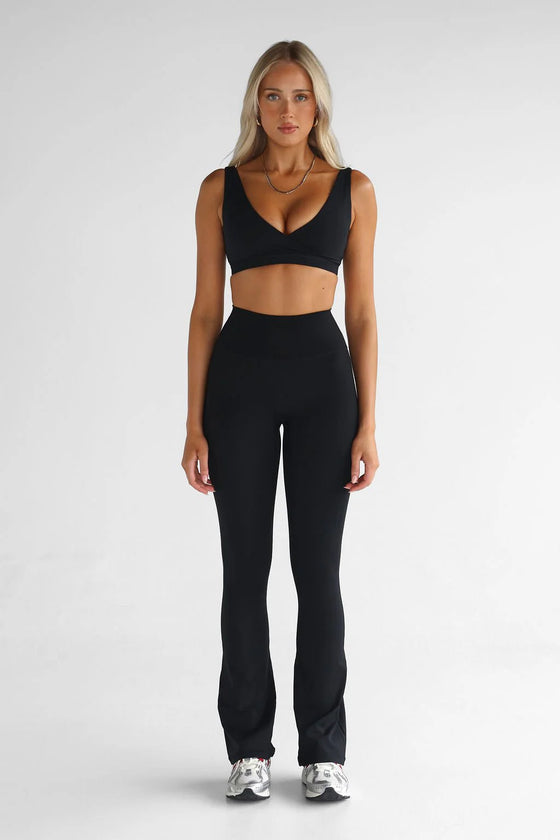 Leelo Sculpt Flare Leggings - Black
